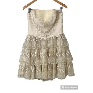 Betsey Johnson Beige  Mini Strapless Tulle Tiered Bridal Shower Dress Size 12